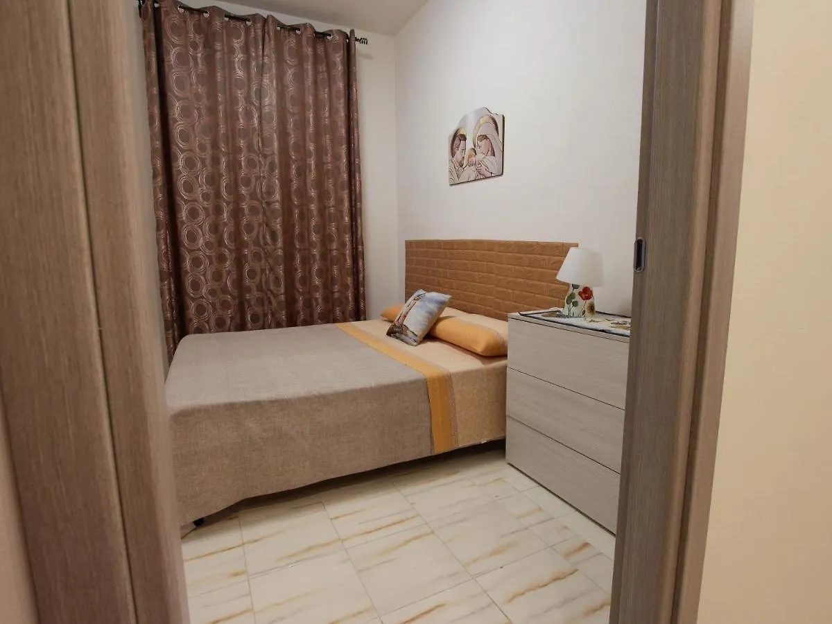 Villa Silvana-Fronte Mare مارسالا